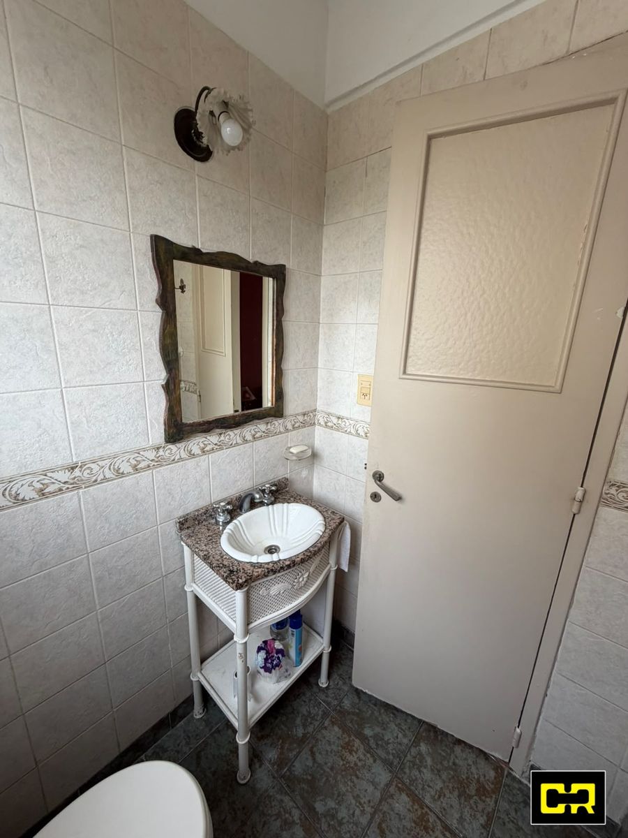 Muy buen departamento 2 ambientes al frente con balcon terraza. - 13