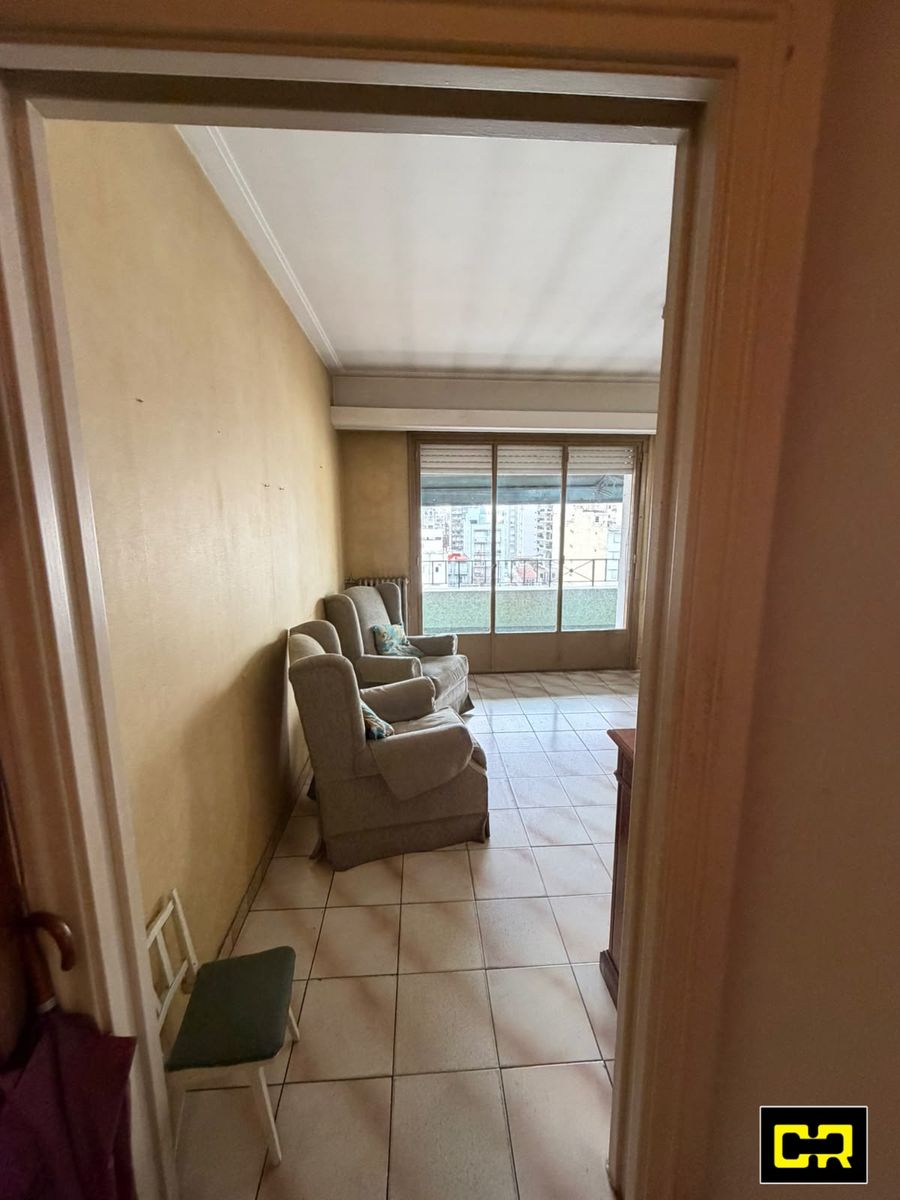 Muy buen departamento 2 ambientes al frente con balcon terraza. - 20
