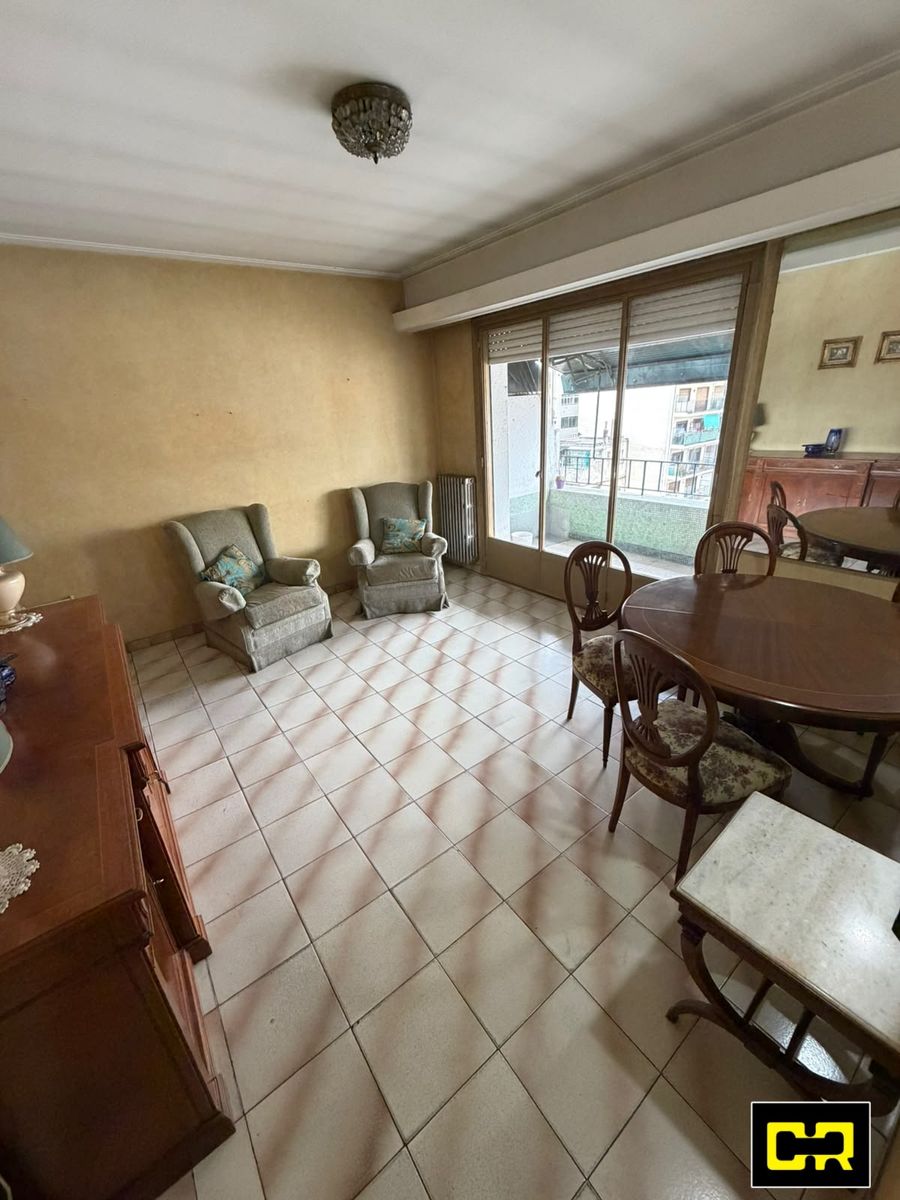 Muy buen departamento 2 ambientes al frente con balcon terraza. - 23