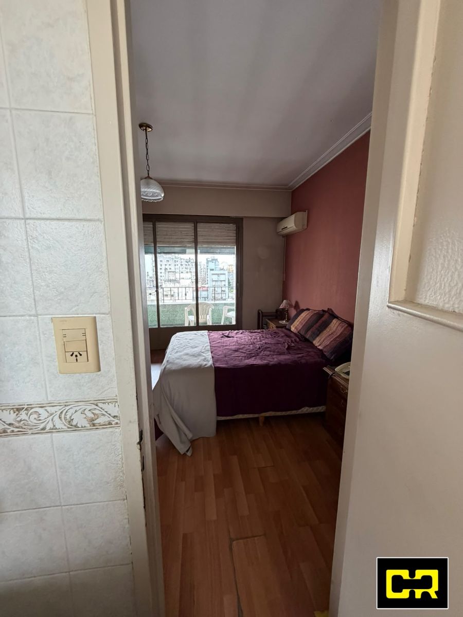 Muy buen departamento 2 ambientes al frente con balcon terraza. - 27