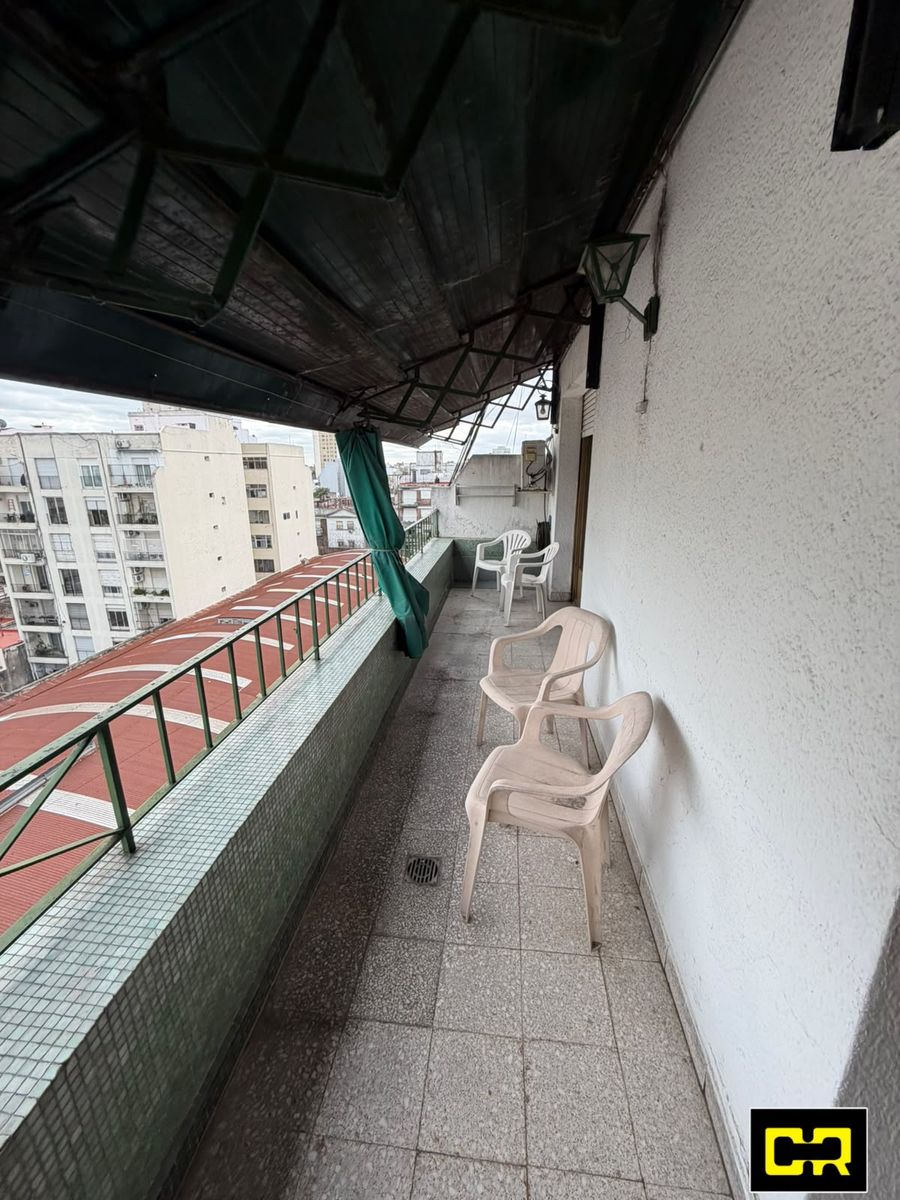 Muy buen departamento 2 ambientes al frente con balcon terraza. - 38