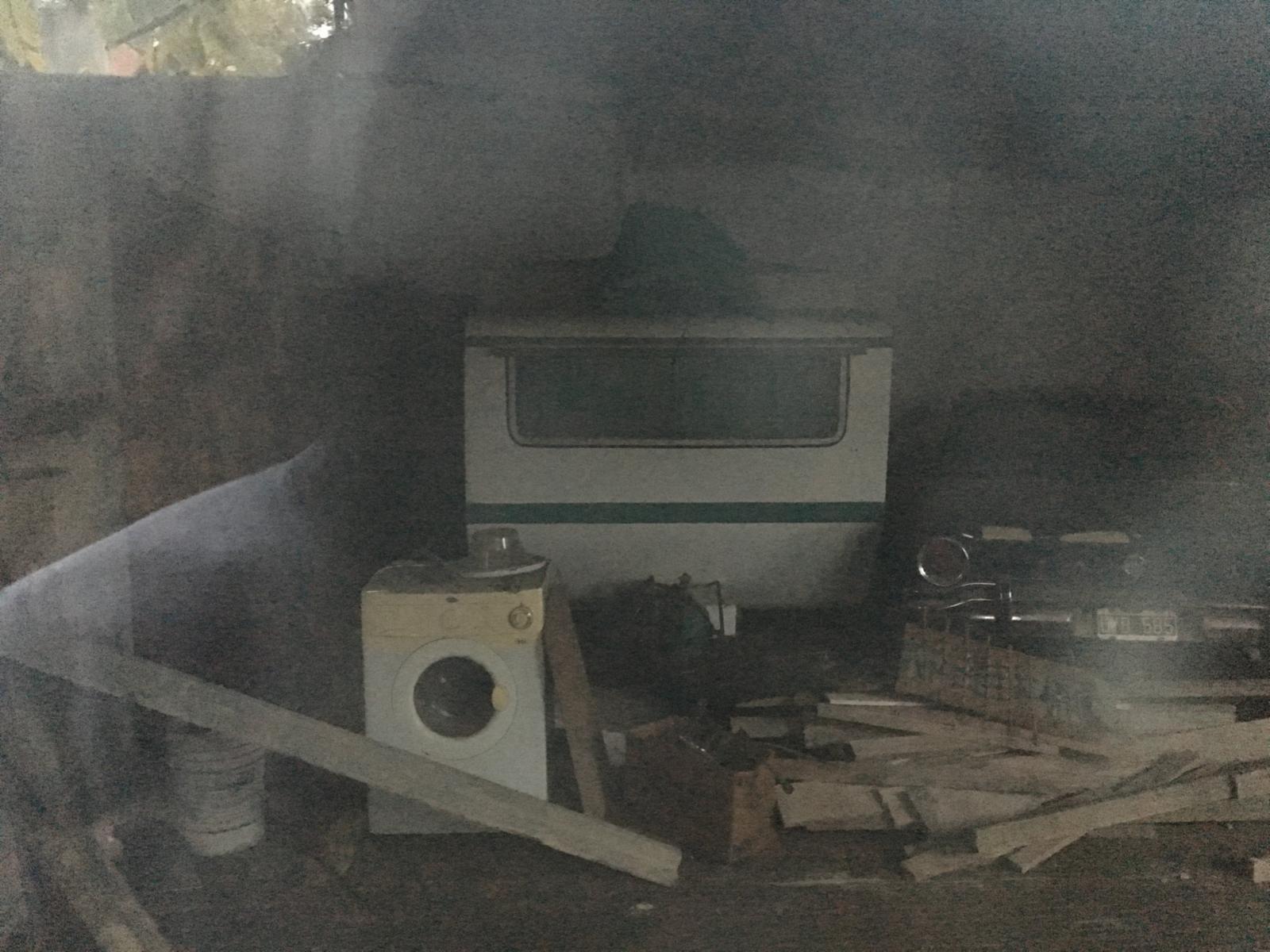 SE VENDE LOTE DE 10 X 50 CON GALPÓN Y CASA A RECICLAR - 1