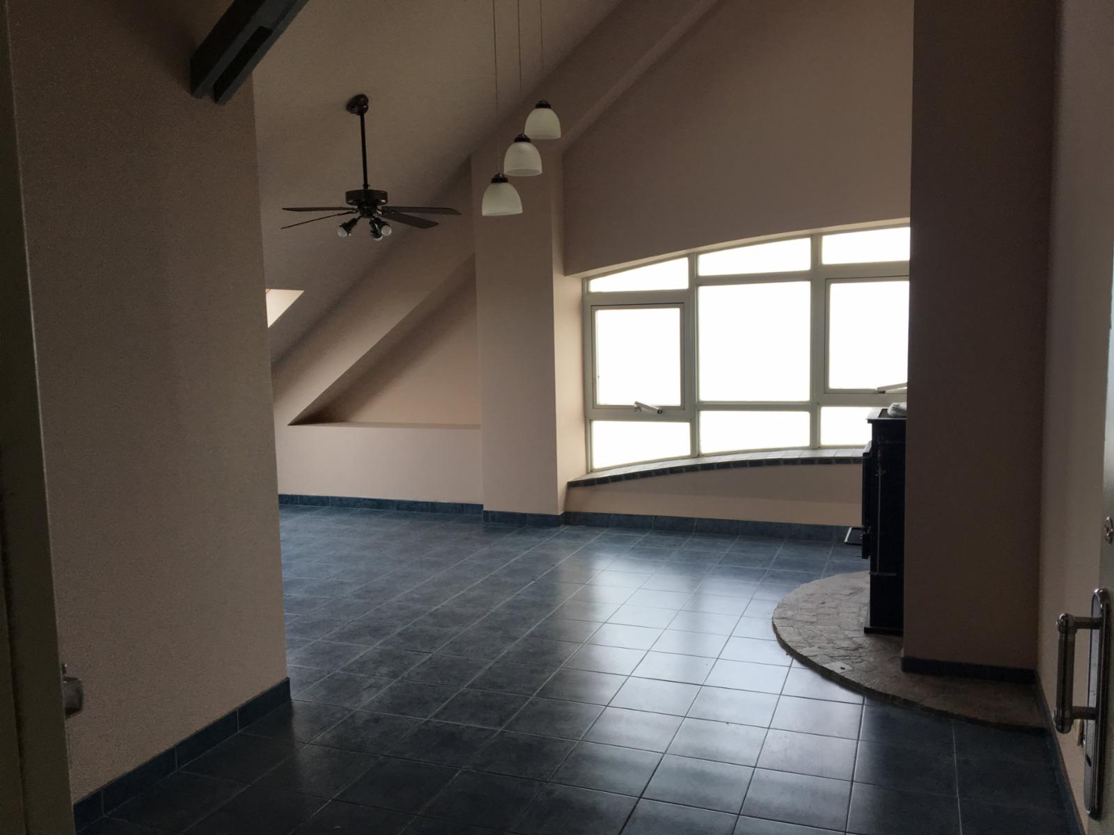 GRAN DEPARTAMENTO CON VISTA AL PUERTO PLAYA CIUDAD