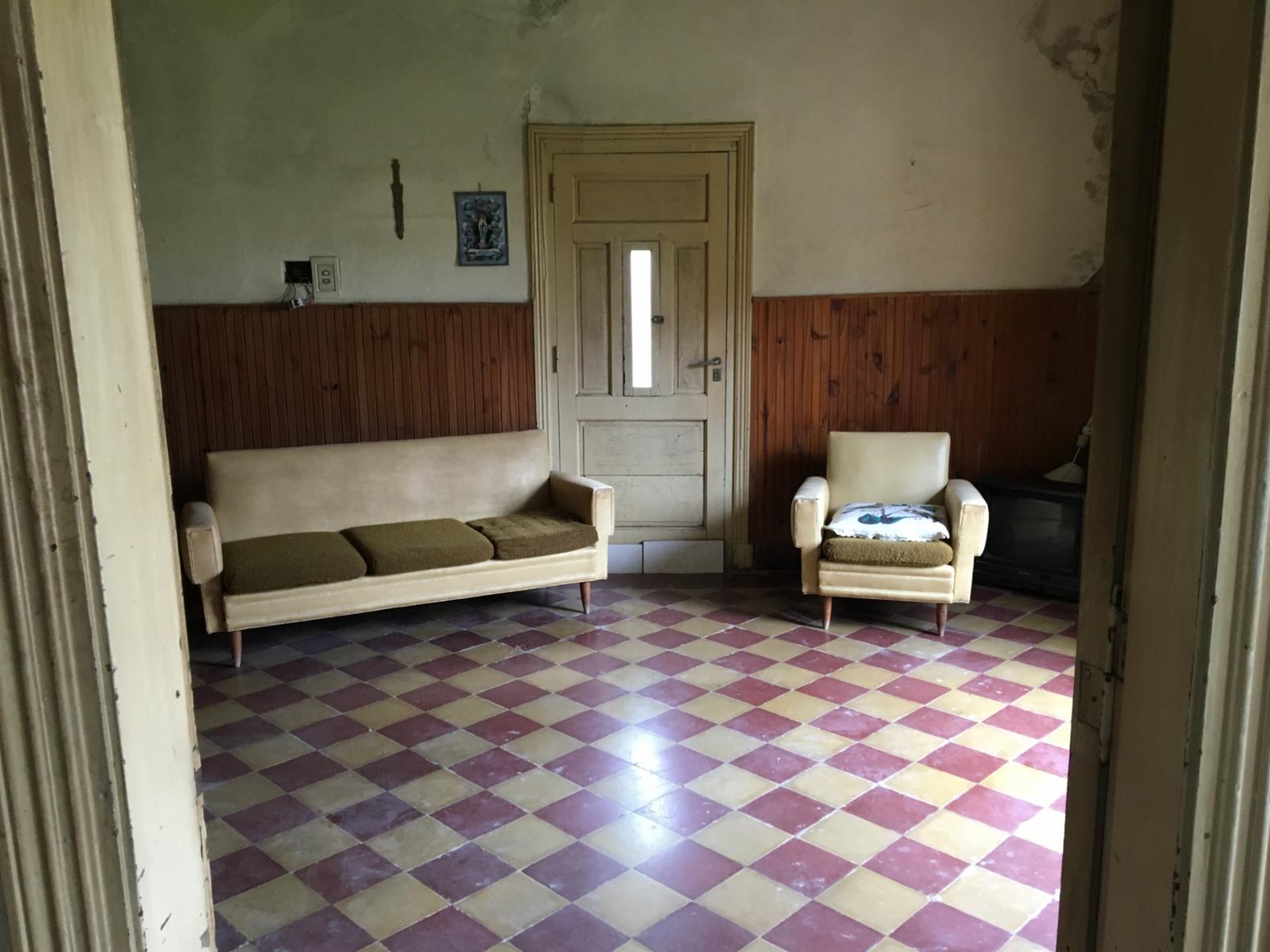SE VENDE GRAN LOTE CON CASA Y LOCAL A LA CALLE ZONA QUEQUEN — foto 7