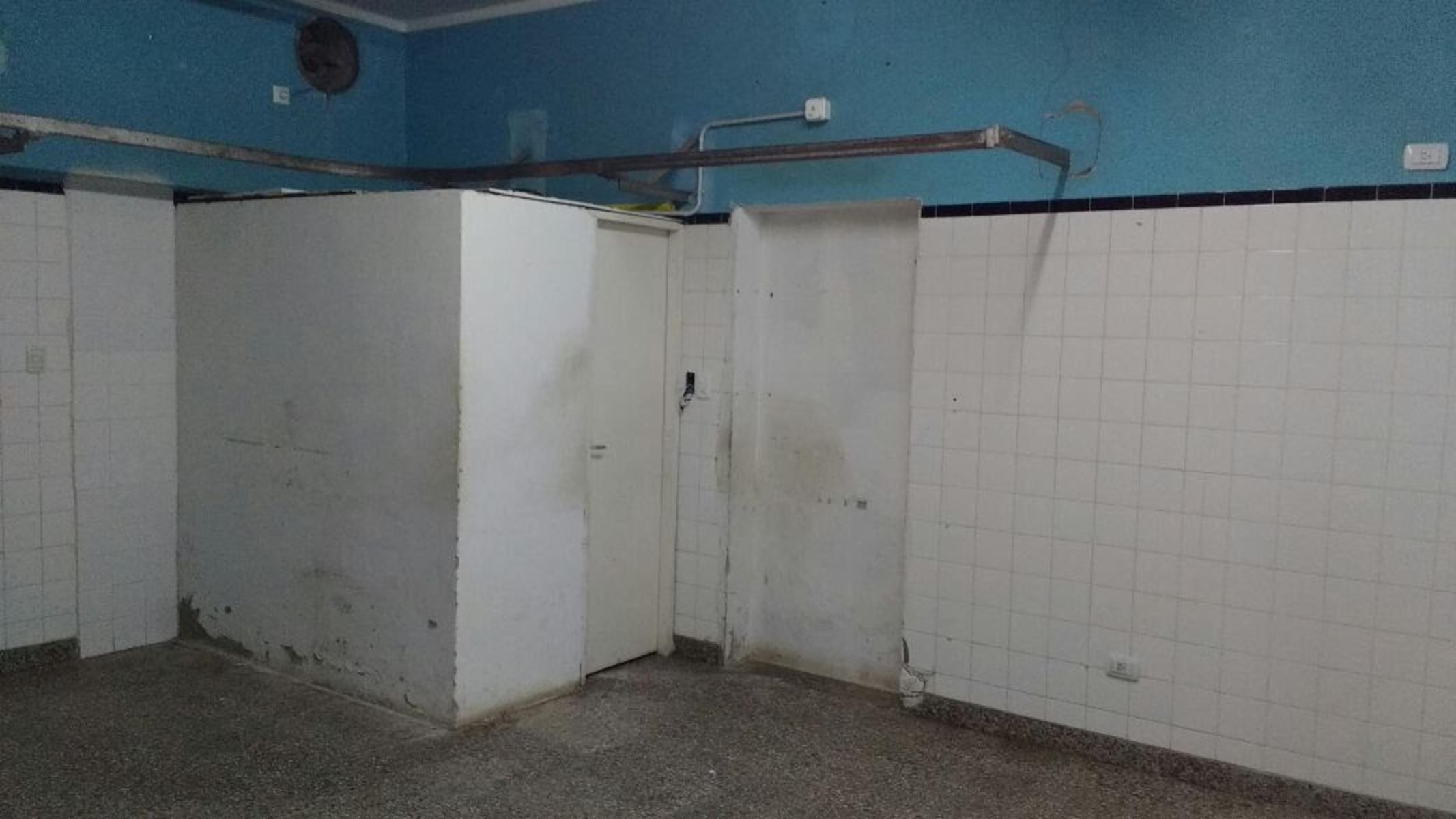 SE VENDE GRAN LOTE CON CASA Y LOCAL A LA CALLE ZONA QUEQUEN — foto 15