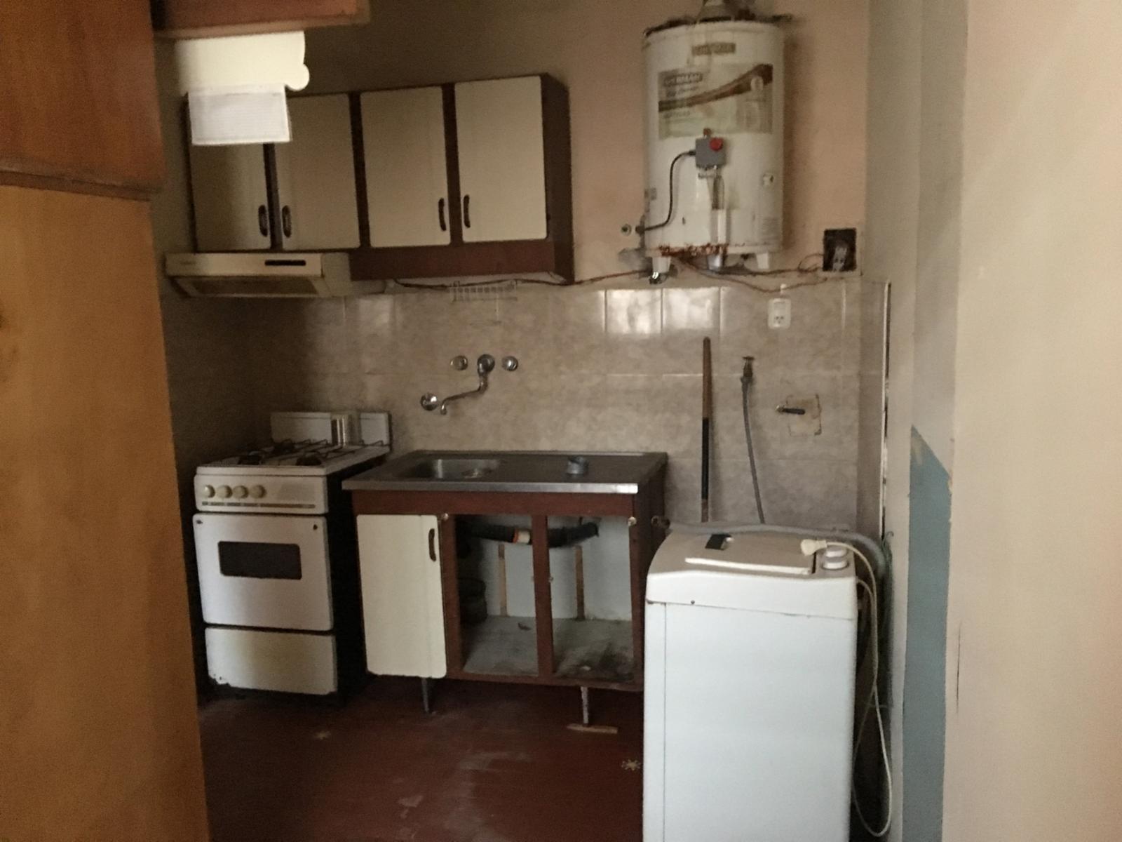 SE VENDE DEPARTAMENTO 2 AMBIENTES ZONA INTERMEDIA — foto 2