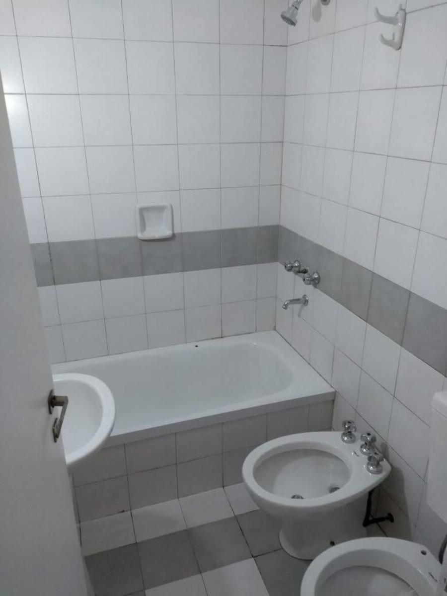 SE ALQUILA DEPARTAMENTO 3 AMBIENTES EN TORRE GEMELAS (DIAGONAL SAN MARTIN) $9000 EXPENSAS INCLUIDAS - 5