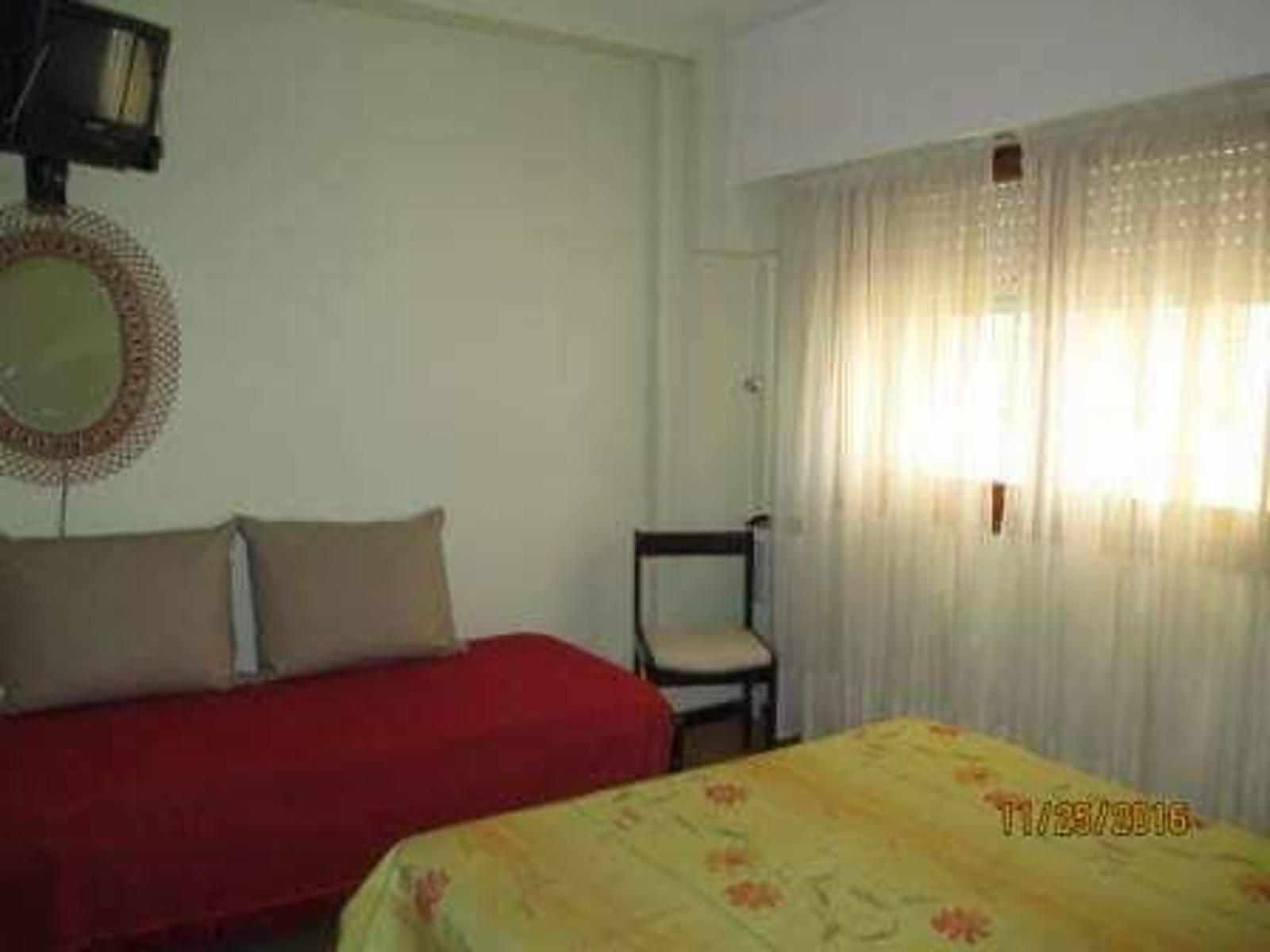 SE VENDE 4 AMBIENTES EN EDIF MONVISO ZONA PLAYA