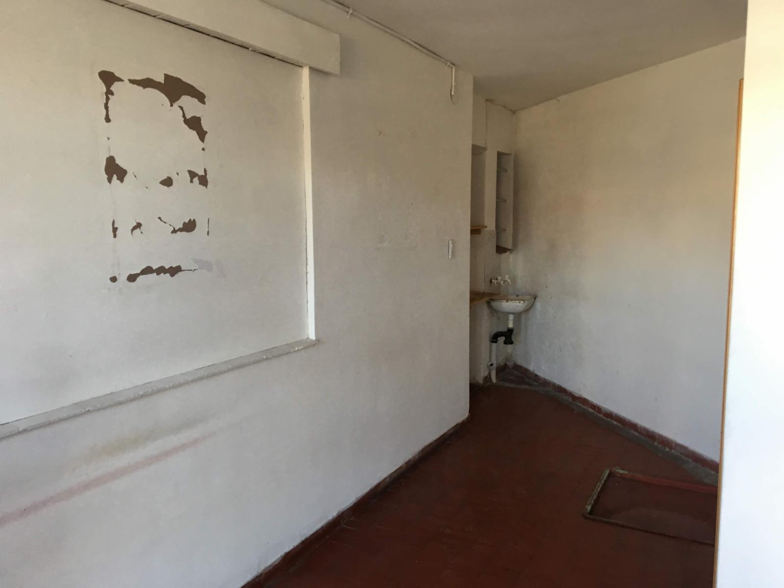 SE ALQUILA LOCAL EN CALLE 75 Y DIAGONAL SAN MARTIN - 2