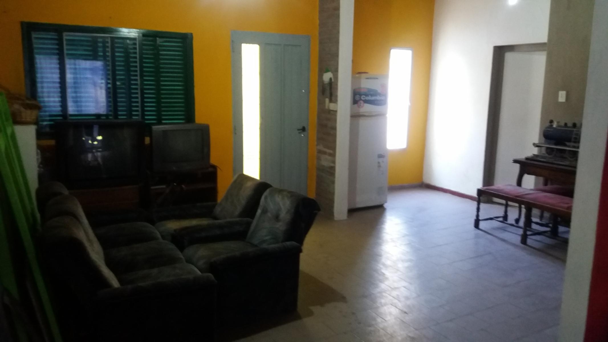 Venta Casa PH de 3 Amb. c/ patio, jardín y entrada de autos pasante. — foto 3