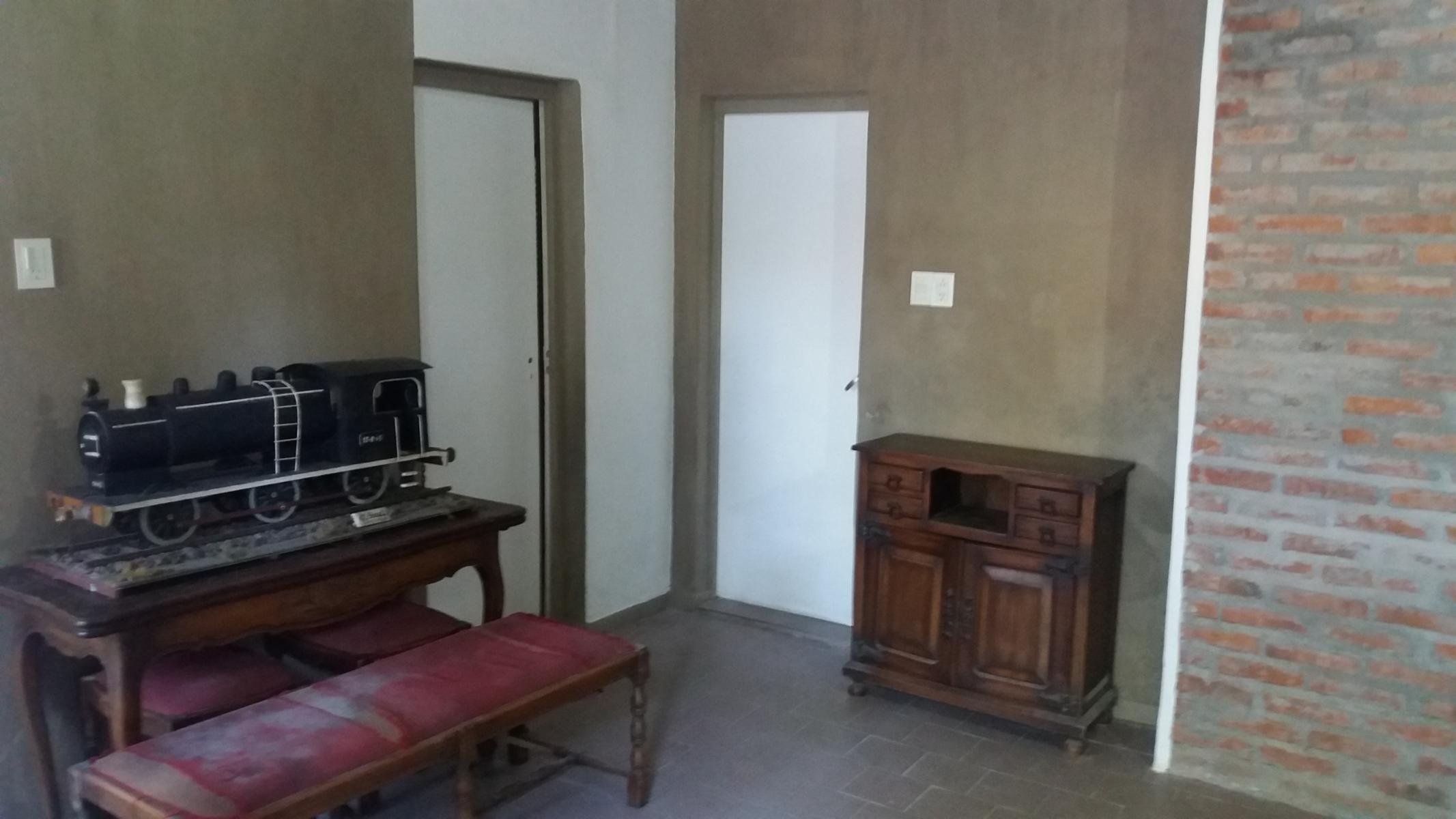 Venta Casa PH de 3 Amb. c/ patio, jardín y entrada de autos pasante. — foto 4