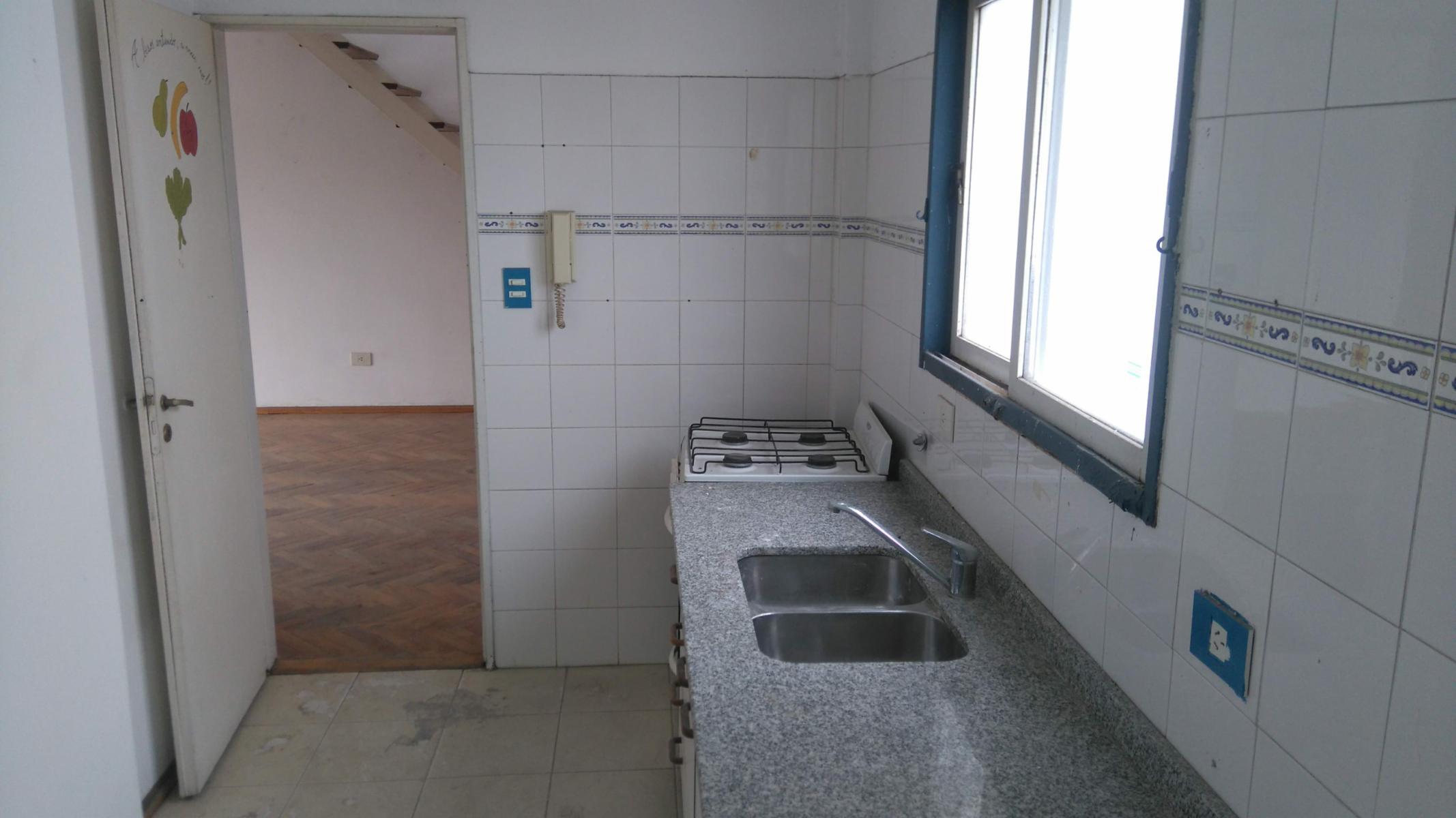 Venta Departamento de 3 ambientes con terraza en Flores. — foto 7