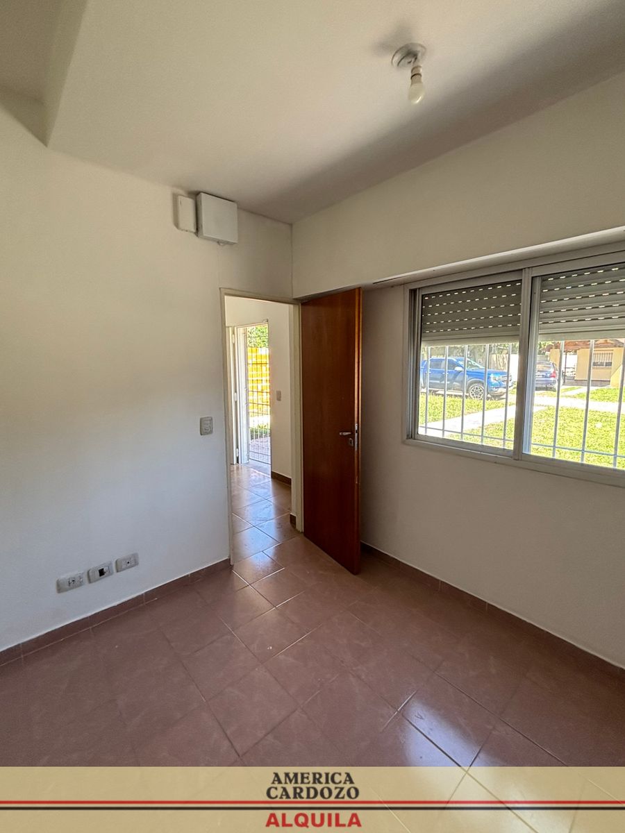 CHALET 6 AMBIENTES EN BARRIO SOL AZTECA LA REJA, RUTA 25 - 6