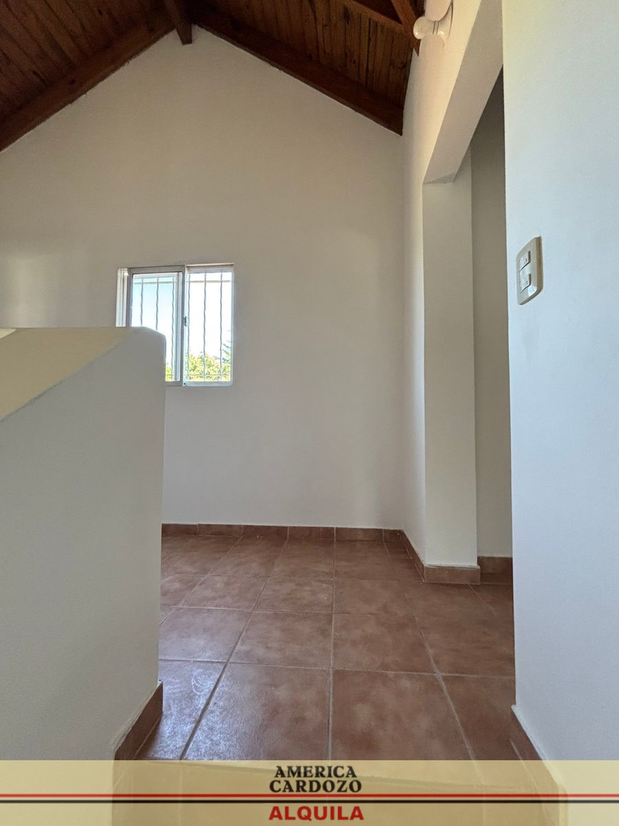 CHALET 6 AMBIENTES EN BARRIO SOL AZTECA LA REJA, RUTA 25 - 11