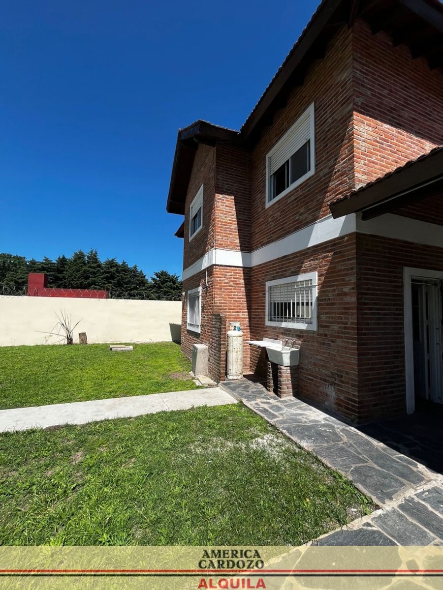 CHALET 6 AMBIENTES EN BARRIO SOL AZTECA LA REJA, RUTA 25 - 15