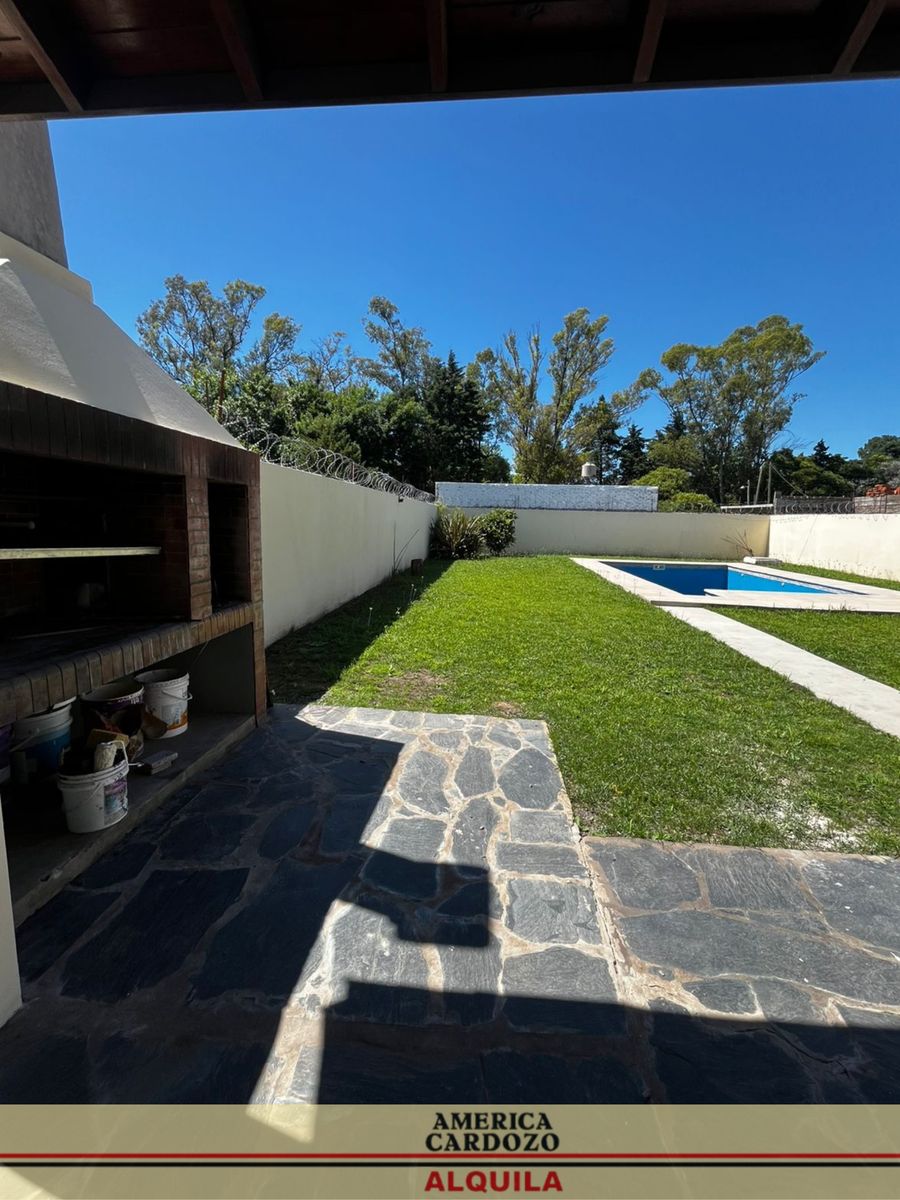 CHALET 6 AMBIENTES EN BARRIO SOL AZTECA LA REJA, RUTA 25 - 17