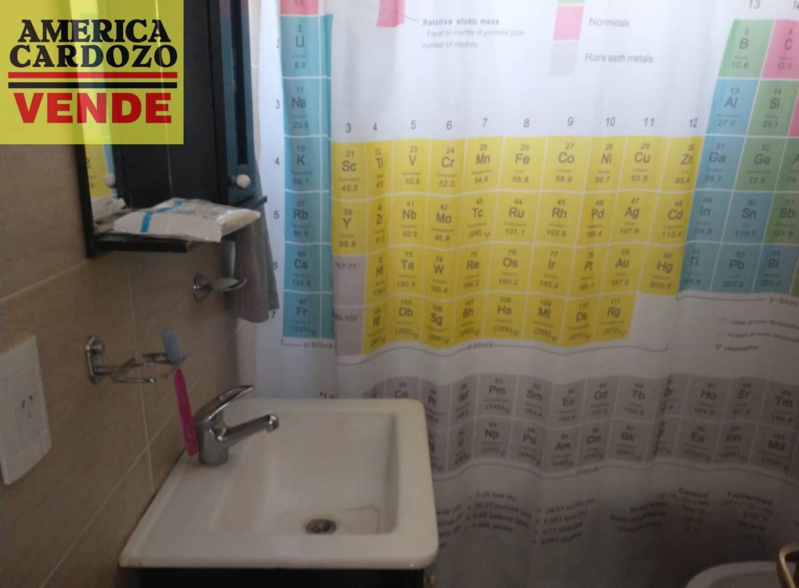 CASA , 4 AMBIENTES CON COCHERA TECHADA, PASO DEL REY — foto 5
