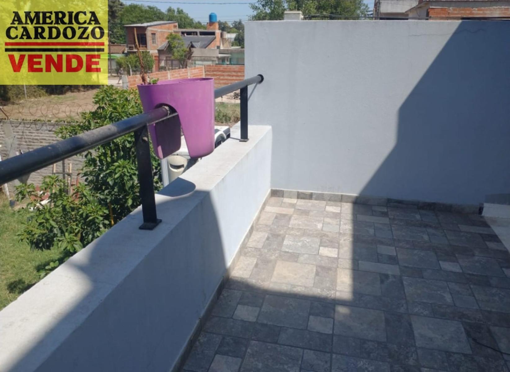 CASA , 4 AMBIENTES CON COCHERA TECHADA, PASO DEL REY — foto 8