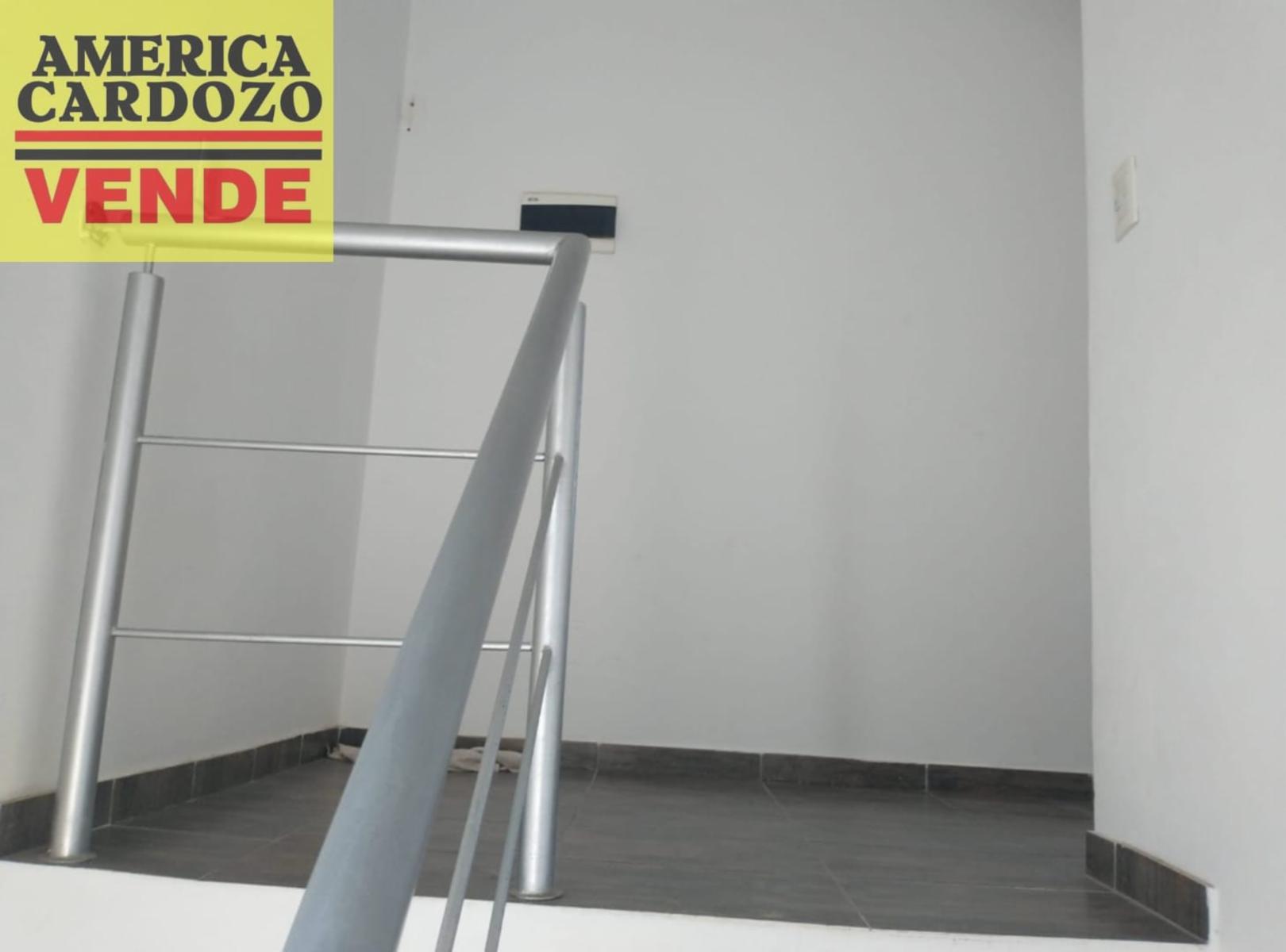 CASA , 4 AMBIENTES CON COCHERA TECHADA, PASO DEL REY — foto 15