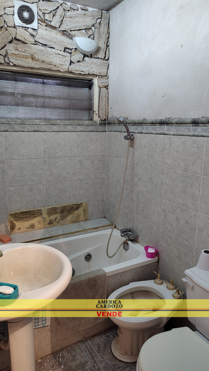 CHALET 5 AMBIENTES ACEPTA PERMUTA EN LA COSTA PASO DEL REY — foto 13