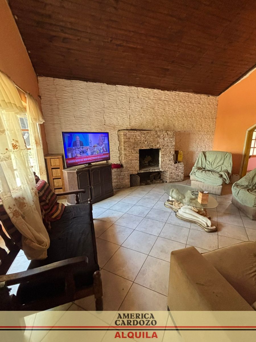 CASA QUINTA EN ALQUILER, FCO. ALVAREZ, MORENO RUTA 25 - 16