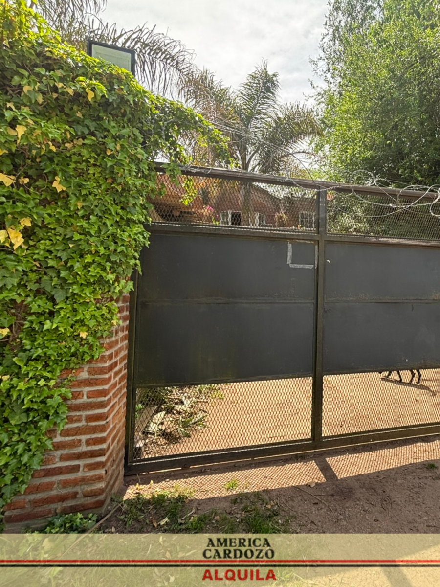 CASA QUINTA EN ALQUILER, FCO. ALVAREZ, MORENO RUTA 25 - 22