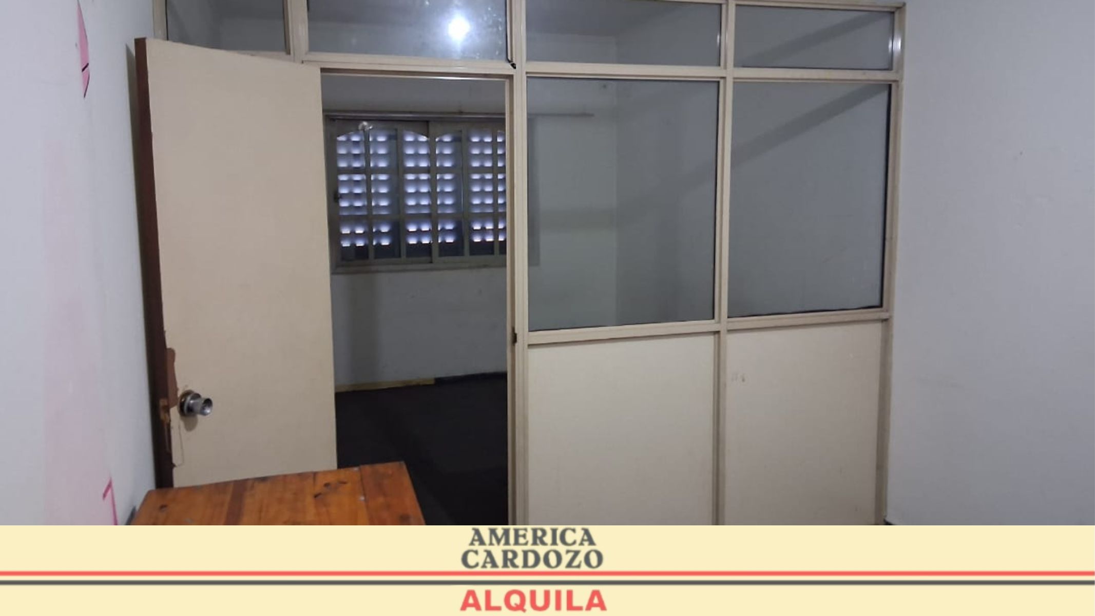 3 OFICINAS AGRUPADAS USO PROFESIONAL MORON 85 M2 - 1