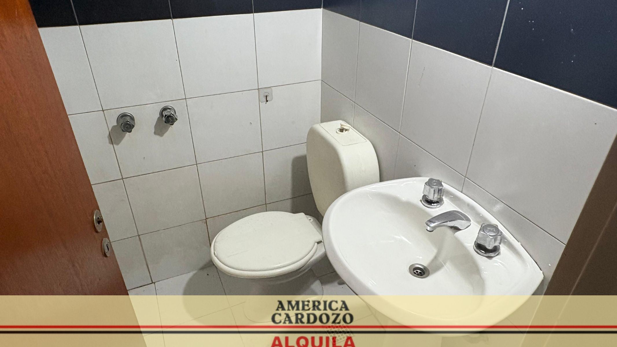 3 OFICINAS AGRUPADAS USO PROFESIONAL MORON 85 M2 — foto 5