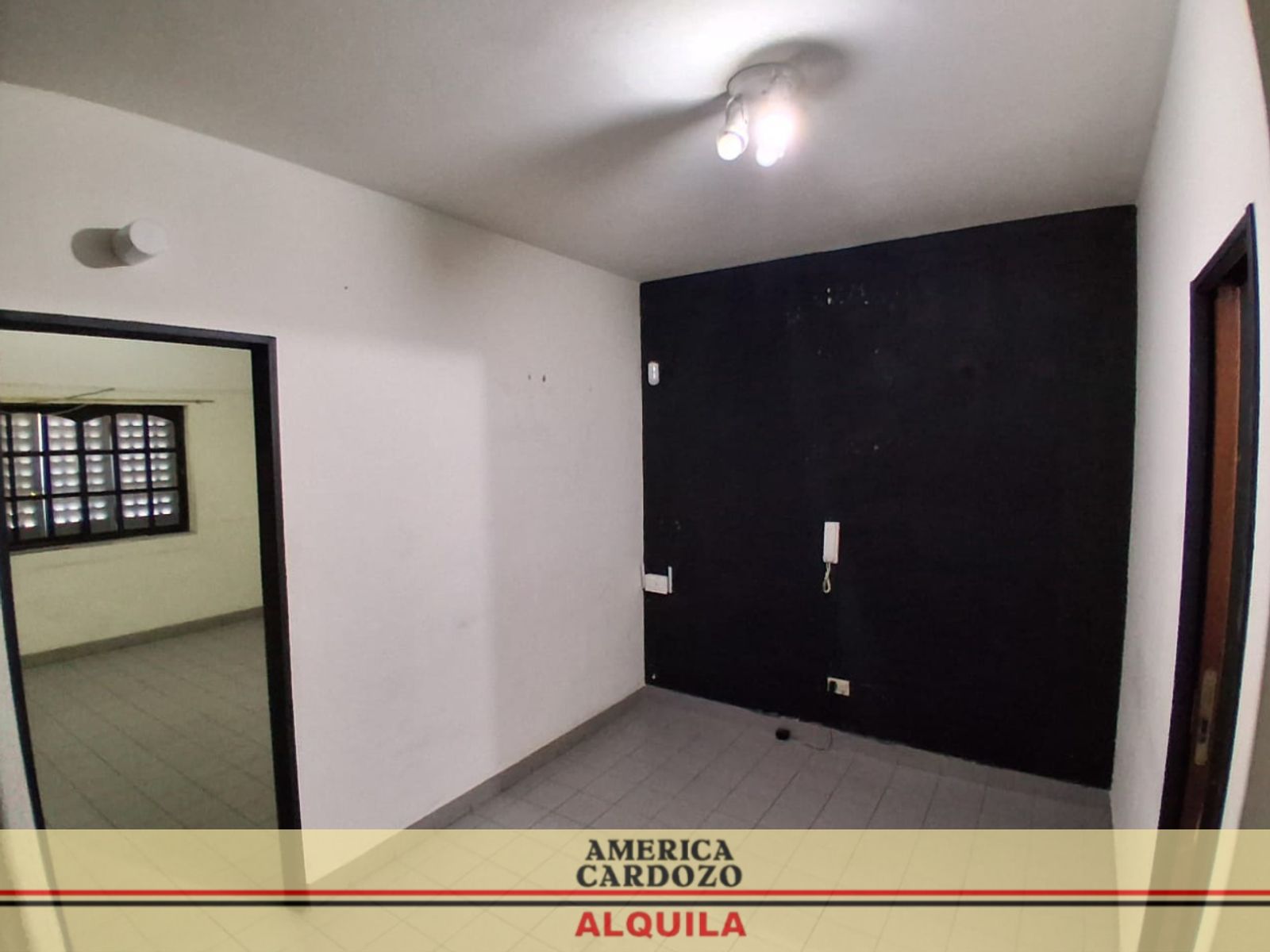 3 OFICINAS AGRUPADAS USO PROFESIONAL MORON 85 M2 — foto 8