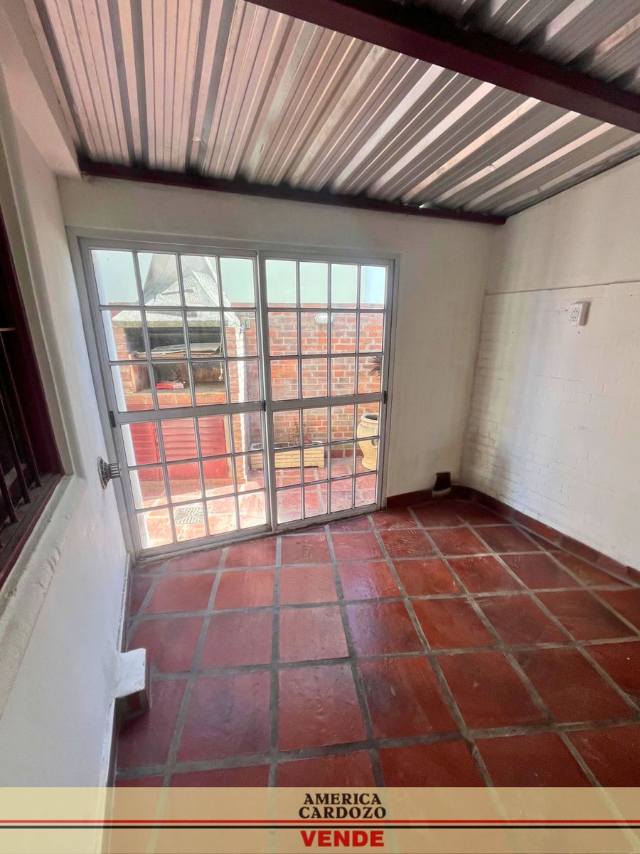 DUPLEX 3 AMBIENTES SOBRE AVENIDA PRINCIPAL EN MERLO APTO CREDITO BANCARIO — foto 12