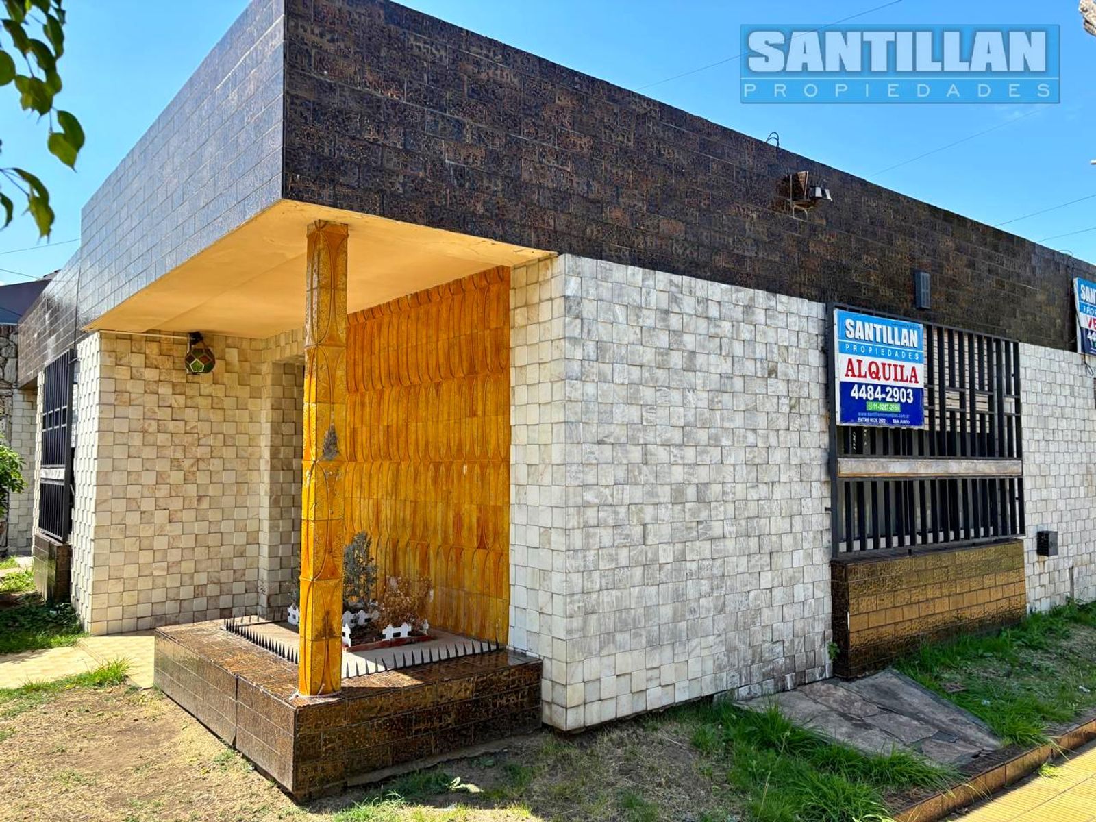 CASA DE TRES AMBIENTES EN SAN JUSTO, CON PATIO Y COCHERA — foto 3