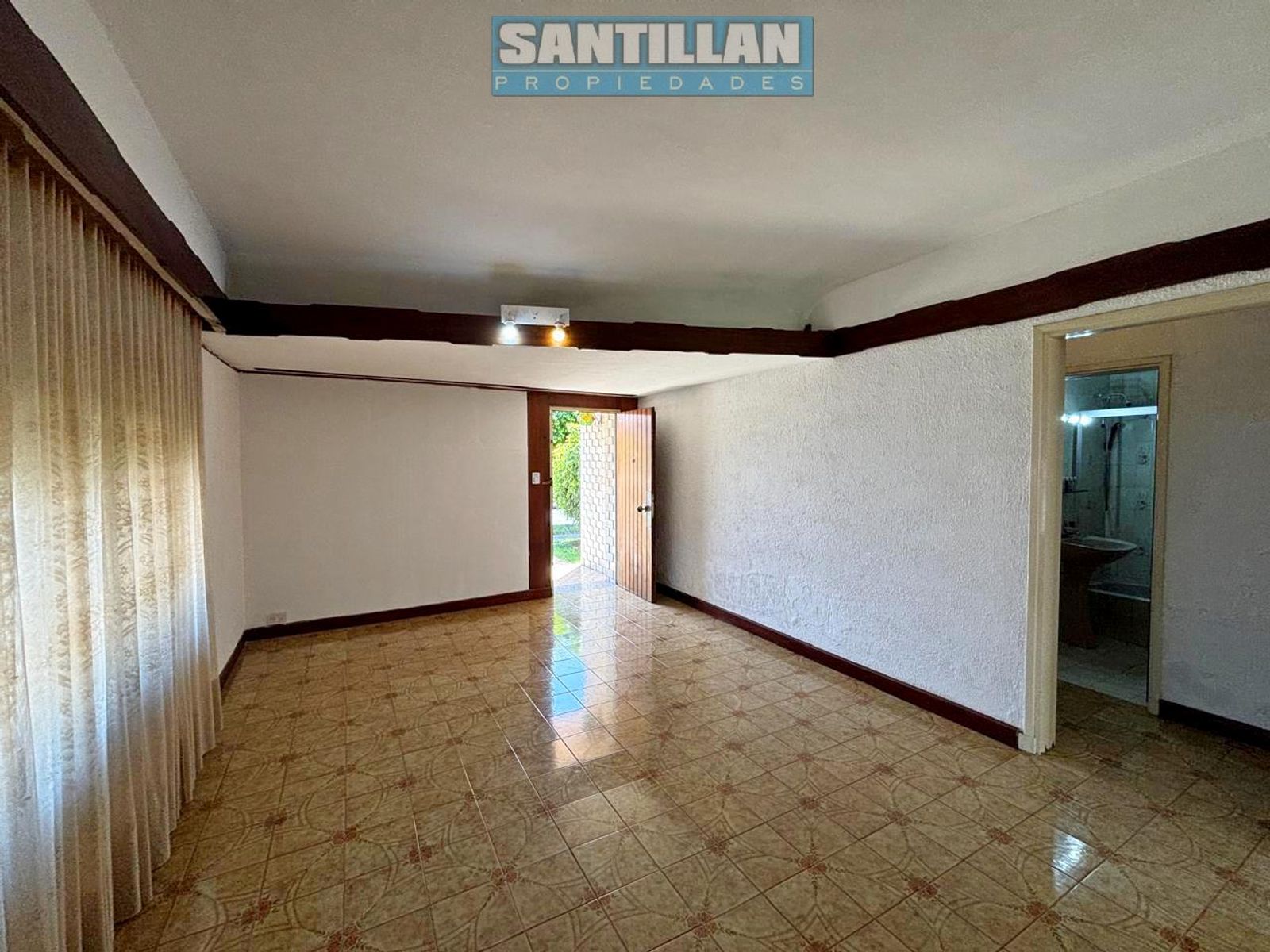 CASA DE TRES AMBIENTES EN SAN JUSTO, CON PATIO Y COCHERA — foto 14
