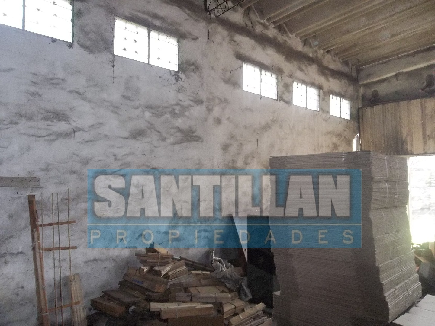 LOTE CON GALPON. VILLA LUZURIAGA. — foto 5