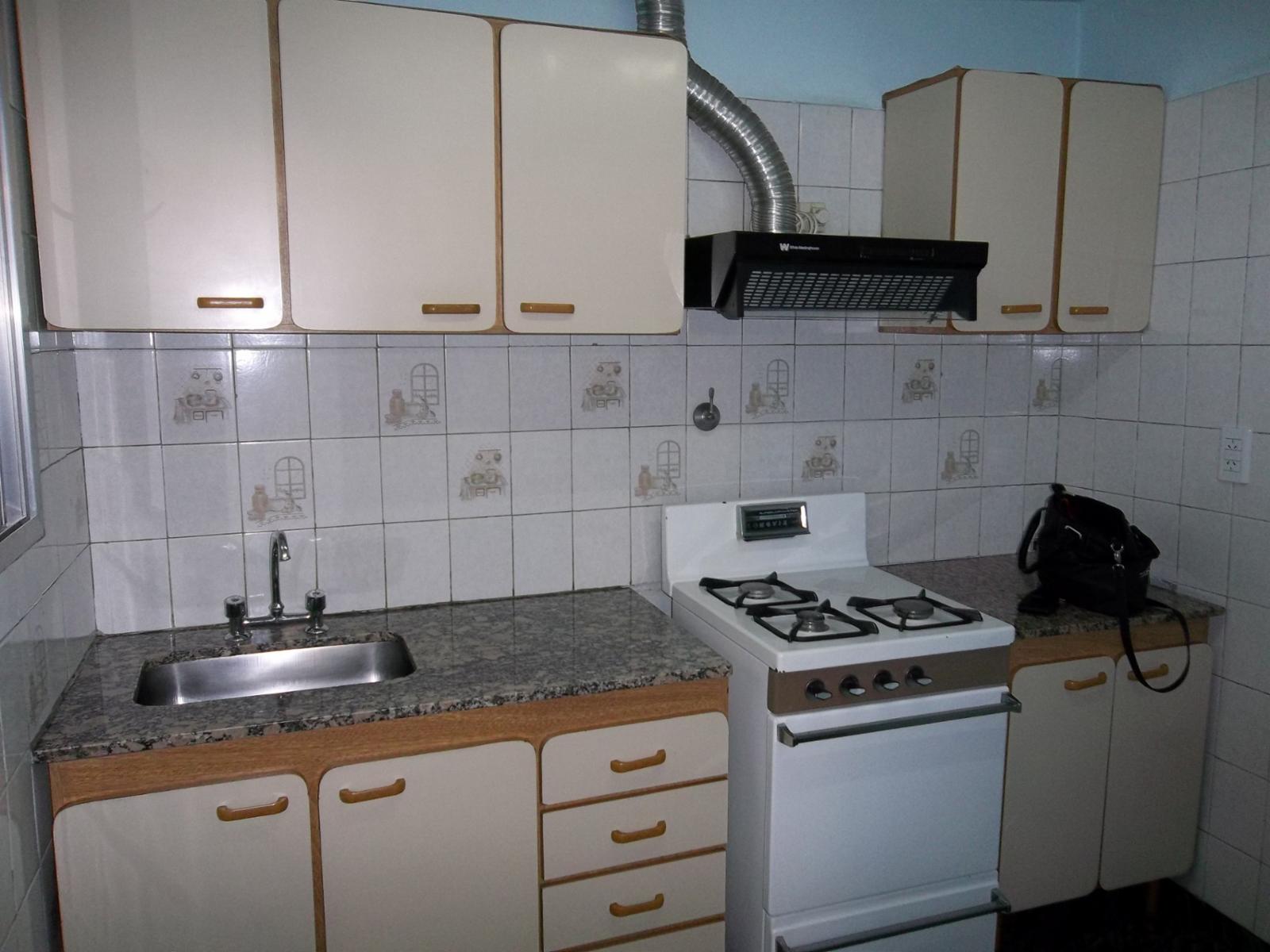 AMPLIO PH 2 AMBIENTES CON PATIO
