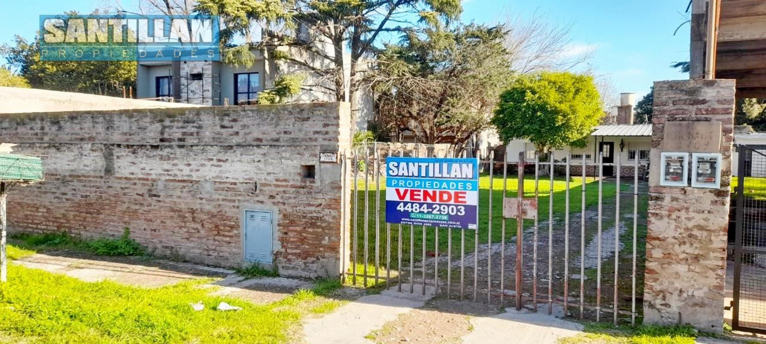 CASA DE 4 AMBIENTES SOBRE LOTE DE 495 MTS2 - VILLA LUZURIAGA