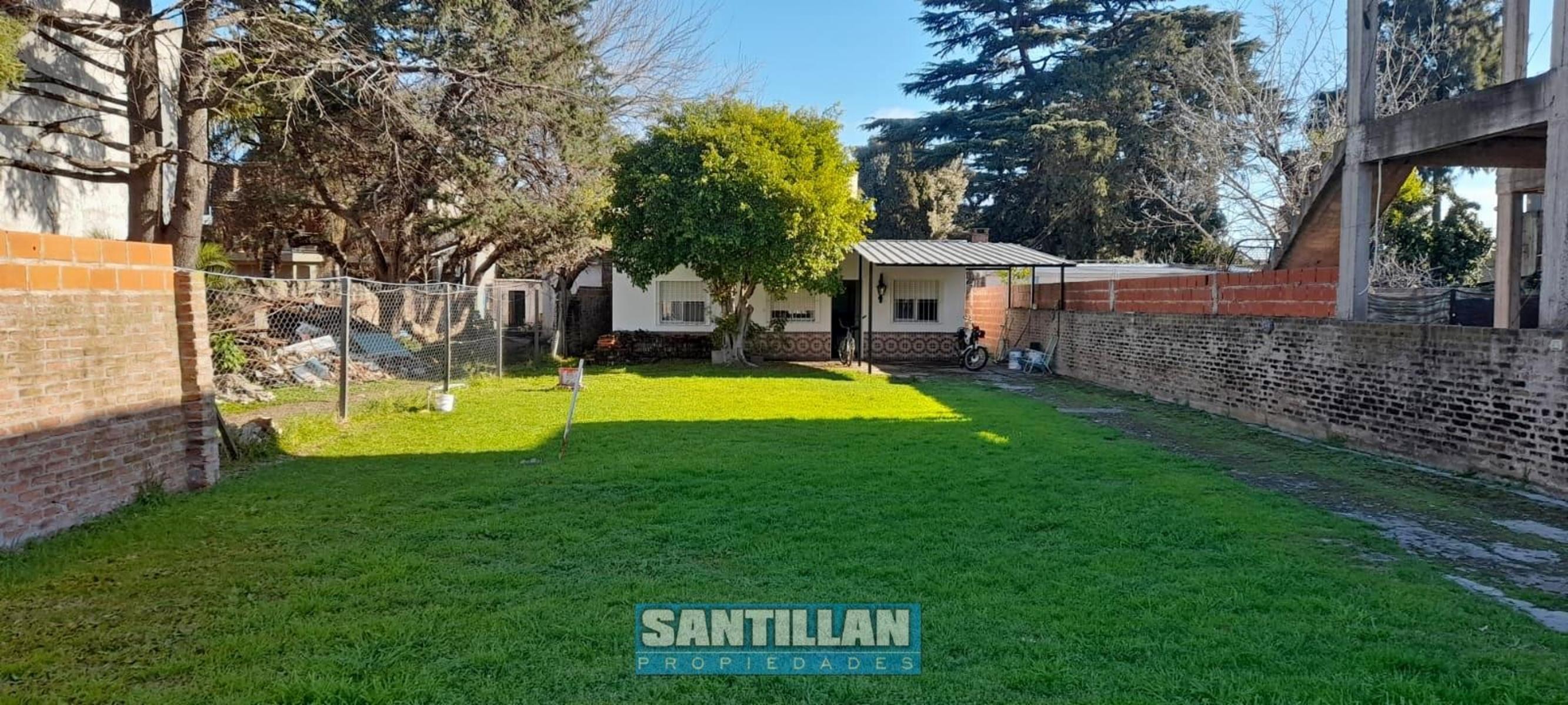 CASA DE 4 AMBIENTES SOBRE LOTE DE 495 MTS2 - VILLA LUZURIAGA — foto 3