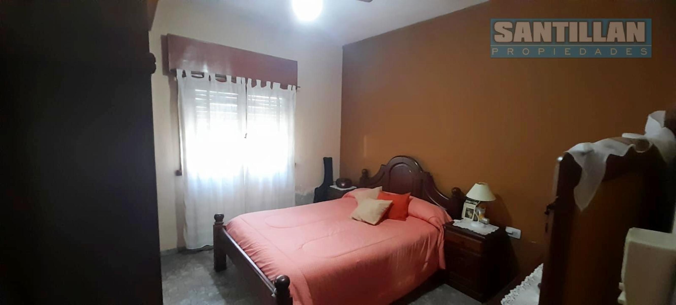 EXCELENTE CASA 4 AMBIENTES EN DOS PLANTAS - LOTE PROPIO - MORON SUR — foto 12