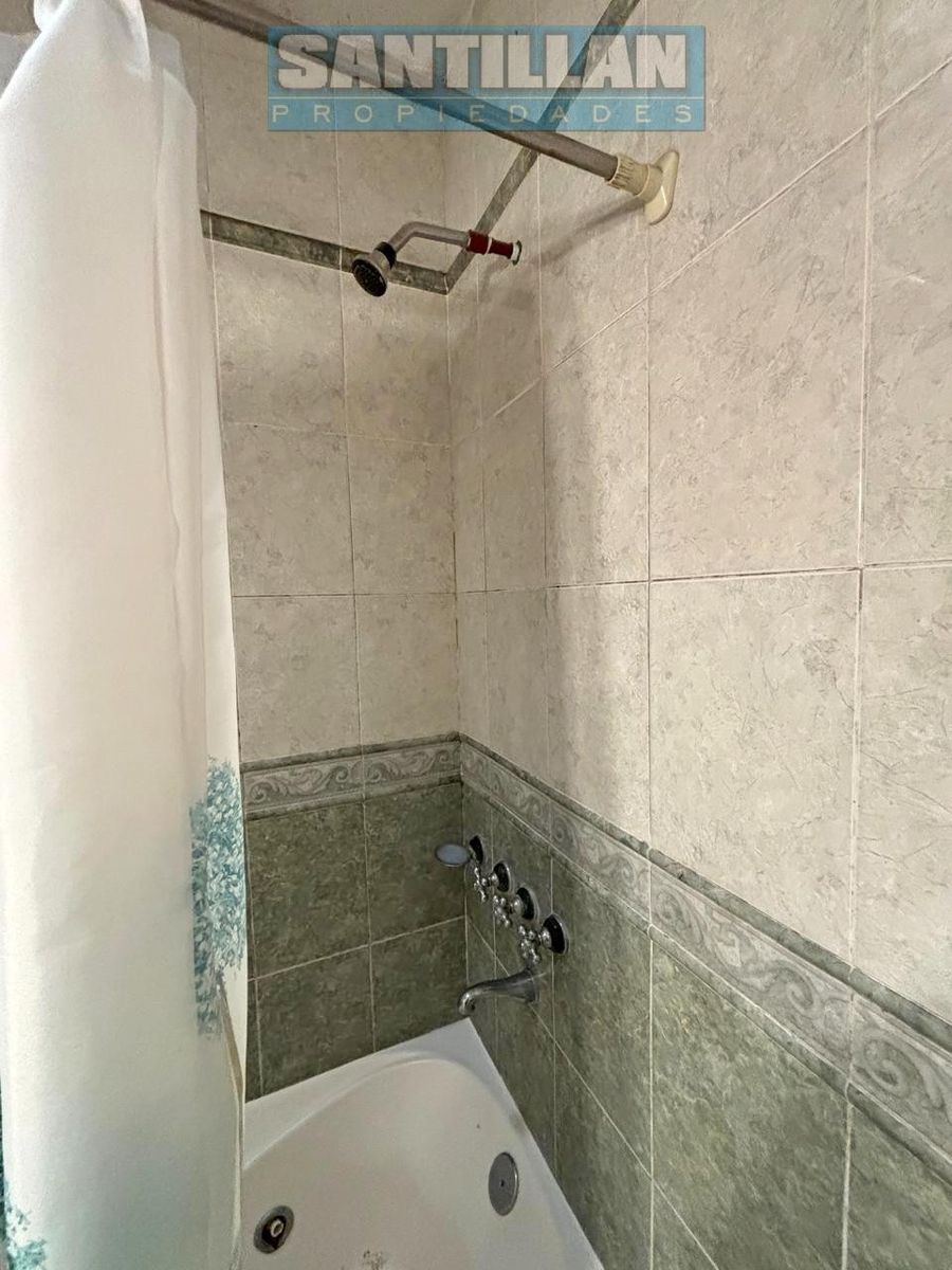 EXCELENTE PROPIEDAD EN MUY LINDA ZONA DE RAFAEL CASTILLO — foto 14