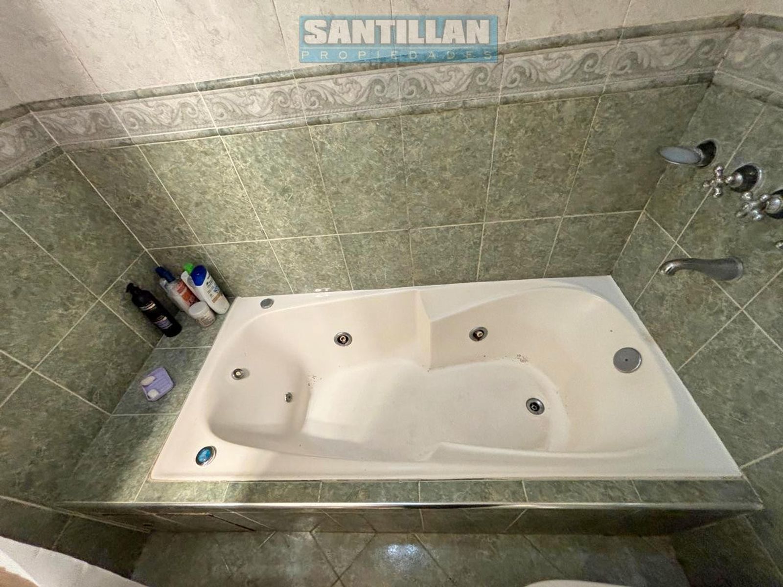 EXCELENTE PROPIEDAD EN MUY LINDA ZONA DE RAFAEL CASTILLO — foto 15