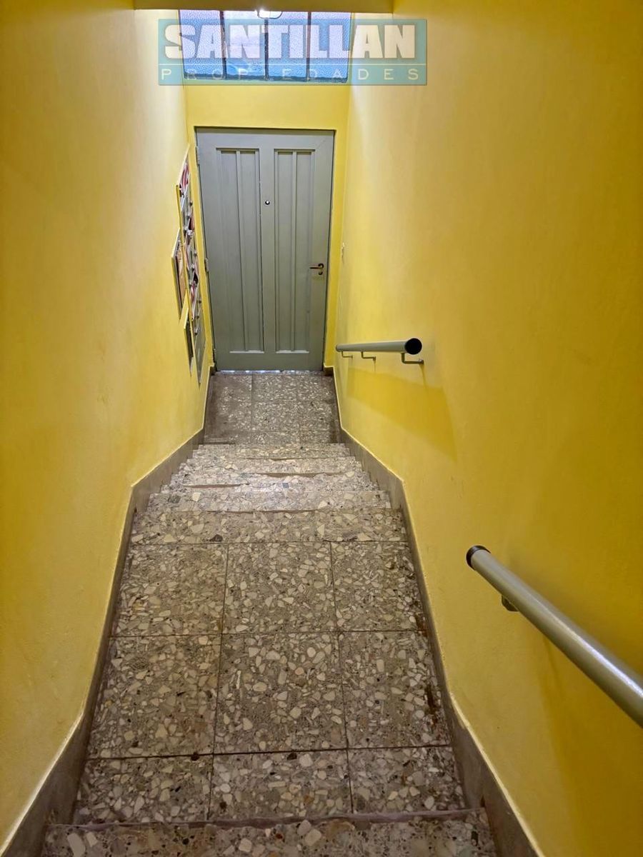 OPORTUNIDAD. AMPLIO DEPARTAMENTO DE 3 AMBIENTES CON BALCON. SAN JUSTO — foto 4