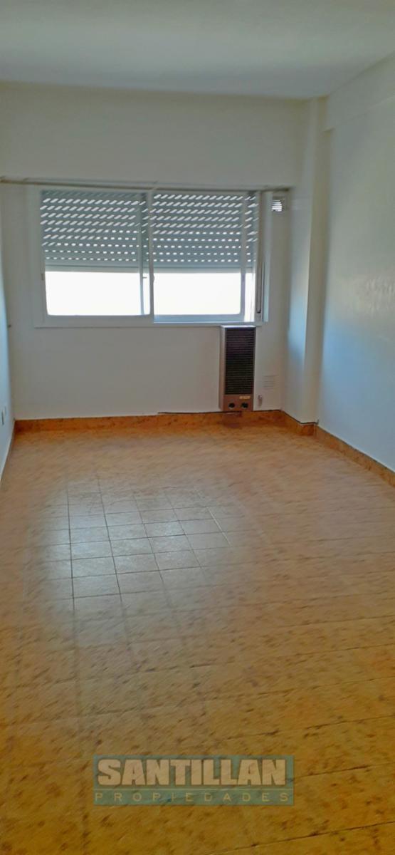 Departamento 2 ambientes. Gazeta de Bs. As. 4060 - Ciudadela - 2