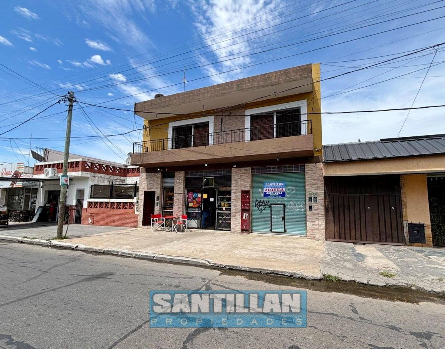 LOCAL EN ALQUILER SOBRE AVENIDA LURO - LAFERRERE — foto 2