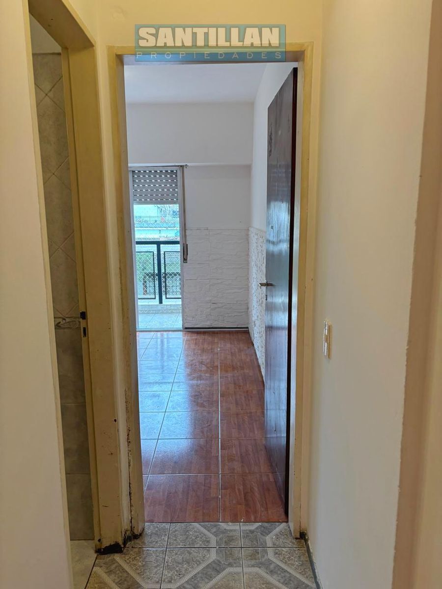 DEPARTAMENTO DE 2 AMBIENTES AL FRENTE - VILLA LUZURIAGA - 8