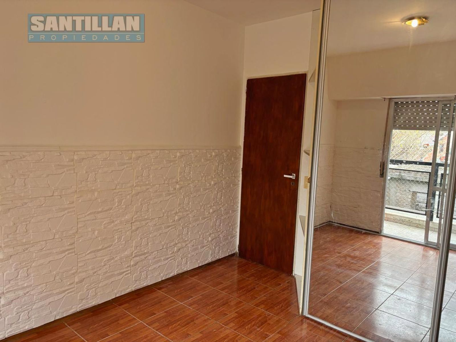DEPARTAMENTO DE 2 AMBIENTES AL FRENTE - VILLA LUZURIAGA - 16
