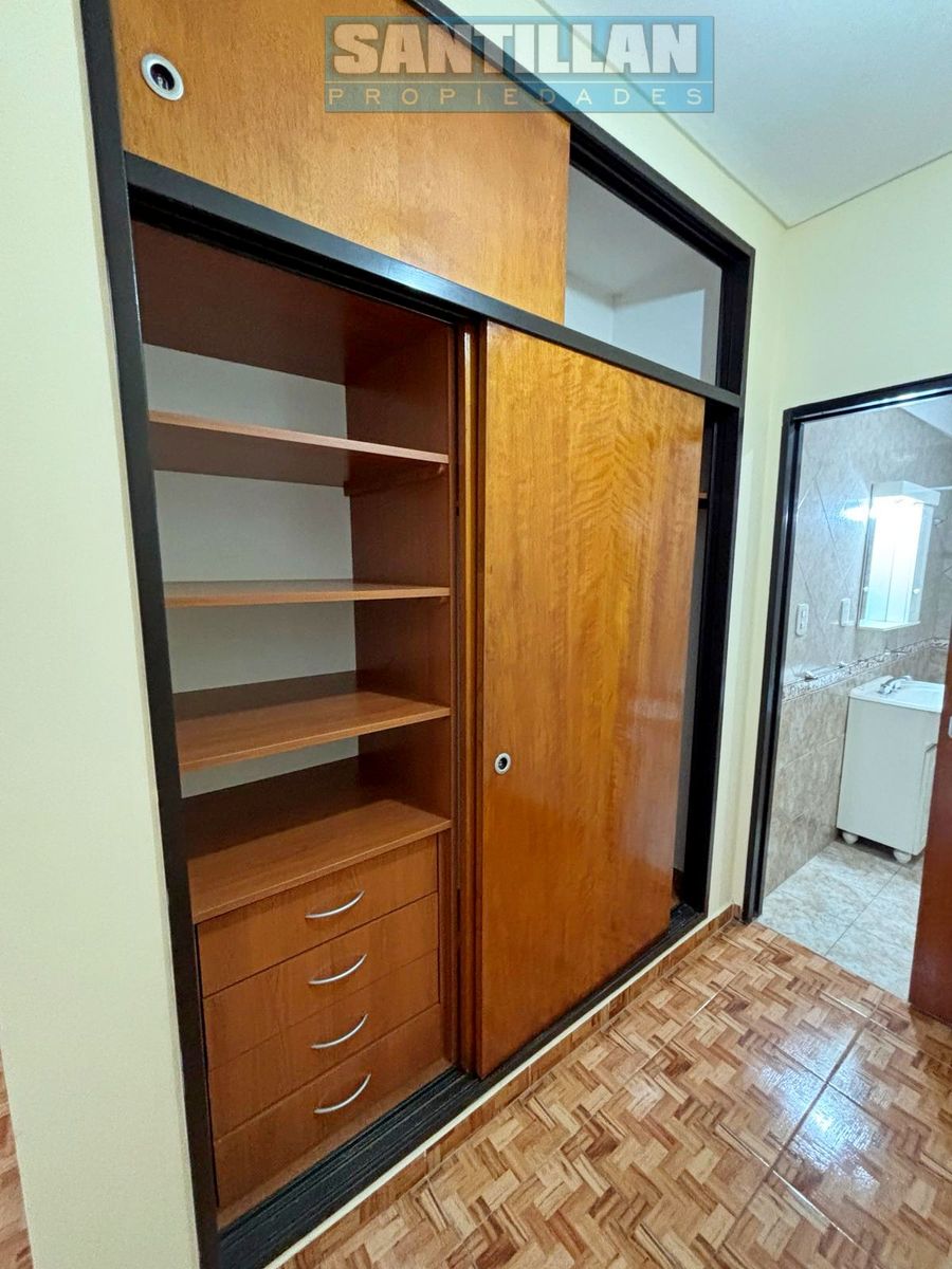 HERMOSO DEPARTAMENTO DE 2 AMPLIOS AMBIENTES EN DÚPLEX - SAN JUSTO CENTRO - 34