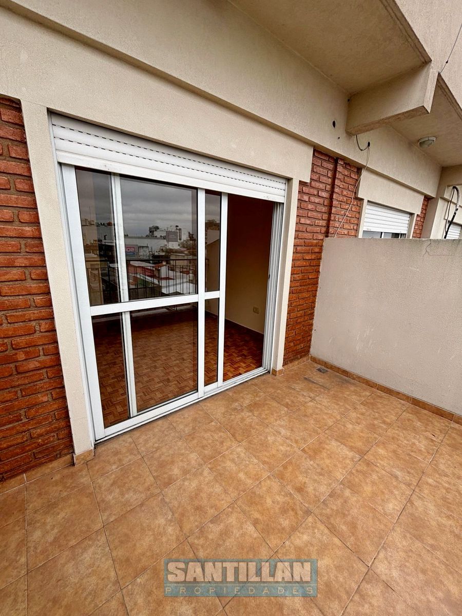 HERMOSO DEPARTAMENTO DE 2 AMPLIOS AMBIENTES EN DÚPLEX - SAN JUSTO CENTRO - 40