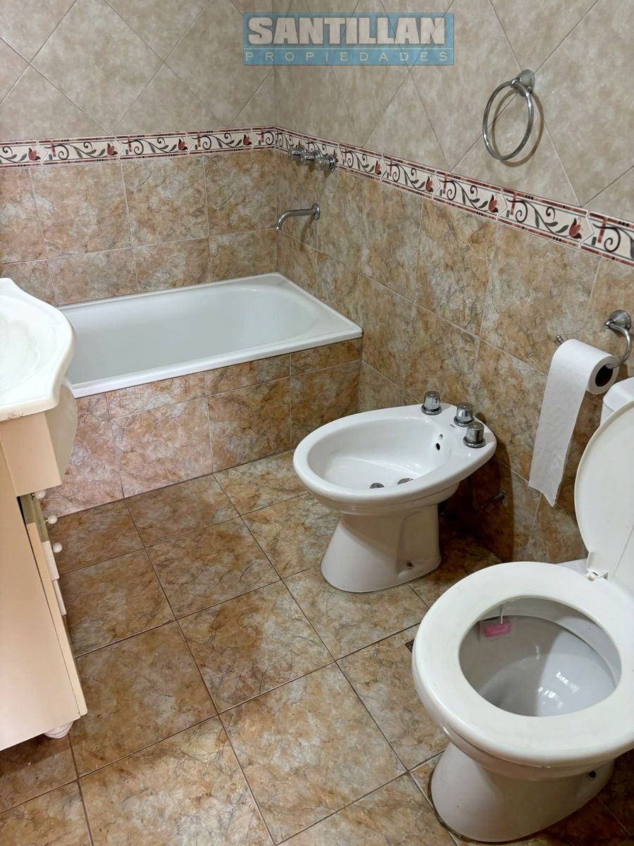 HERMOSO DEPARTAMENTO DE 2 AMPLIOS AMBIENTES EN DÚPLEX - SAN JUSTO CENTRO - 44