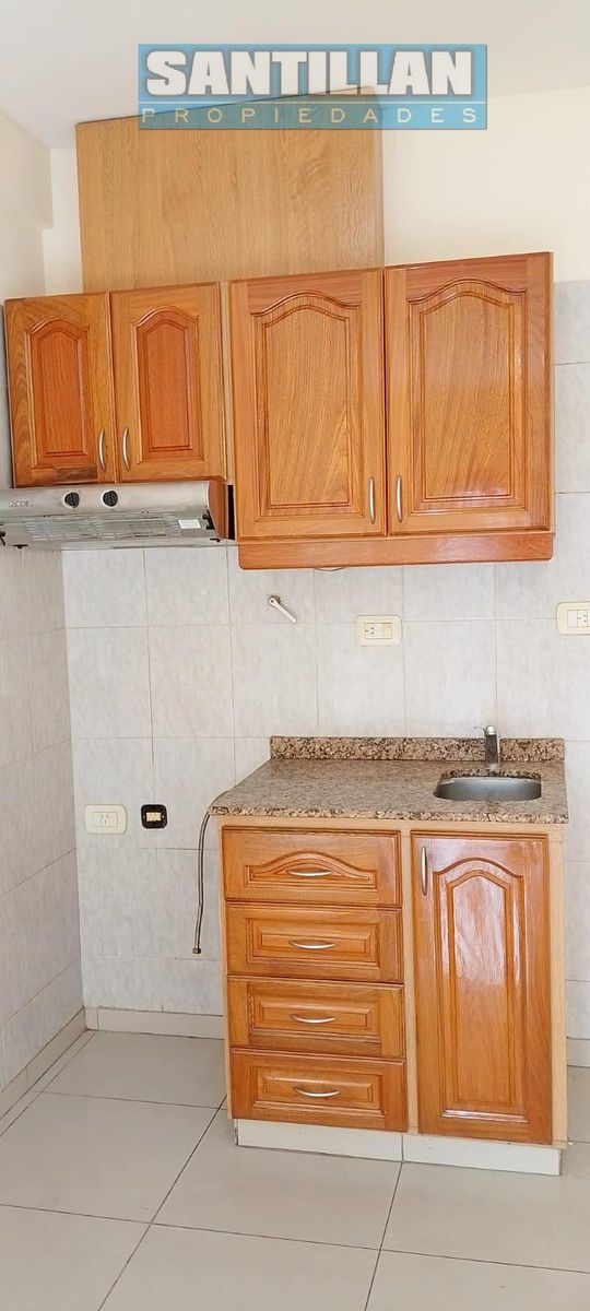 HERMOSO DEPARTAMENTO DE 2 AMPLIOS AMBIENTES EN DÚPLEX AL FRENTE - SAN JUSTO CENTRO - 11