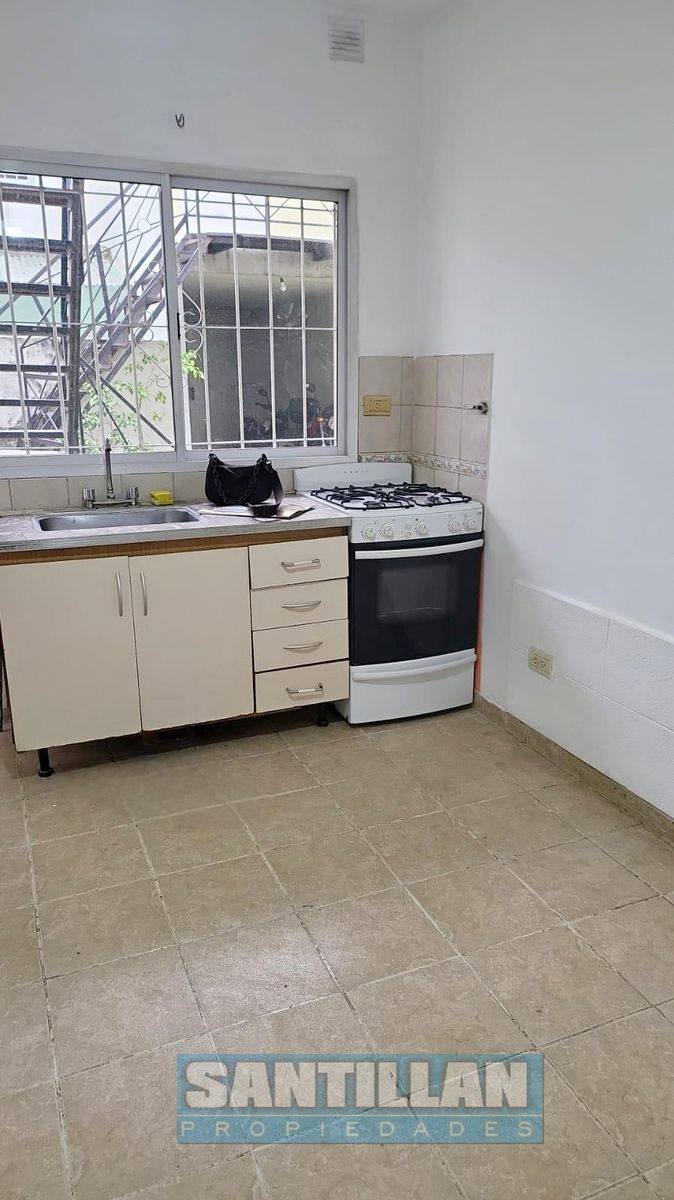 DEPARTAMENTO 2 AMBIENTES CON PATIO. SAN JUSTO CENTRO - 8