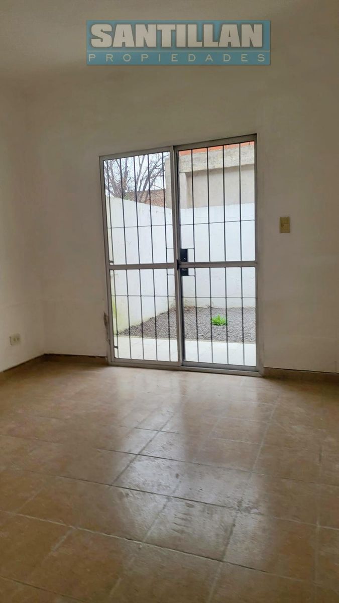 DEPARTAMENTO 2 AMBIENTES CON PATIO. SAN JUSTO CENTRO - 12